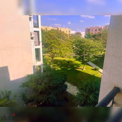 شقة لقطة للبيع دور متكرر بأسانسير بجوار الخدمات قرب مجمع البنوك والسوق القديم والفود كورت والنادي في المرحلة الاولي الرحاب Phase 1 Al Rehab