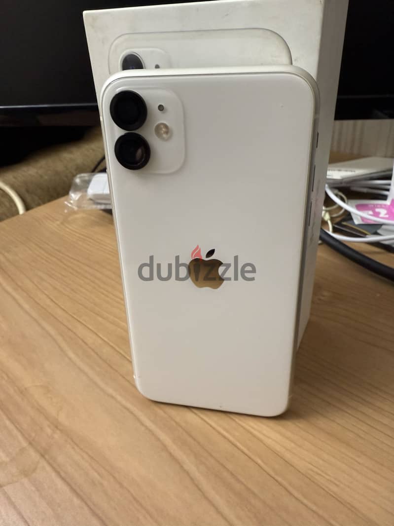 Apple - iPhone 11 2