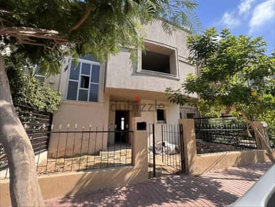 Townhouse for sale in Alex West