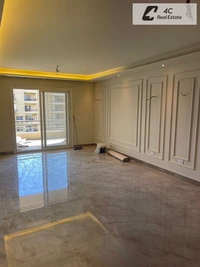 شقة 165 متر متشطبة بالكامل للبيع في ذا سكوير صبور The square sabbour | استلام فورى بالمطبخ و التكيفات