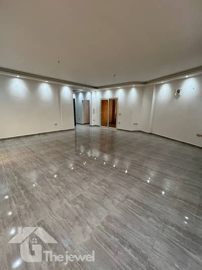 Apartment for Rent | 220 SQM | 1st Floor + Elevator | Garden View | 3 Bedrooms | Banafsg 7 Villas | New Cairo