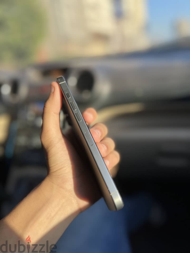 Apple - iPhone 16 Pro Max 2