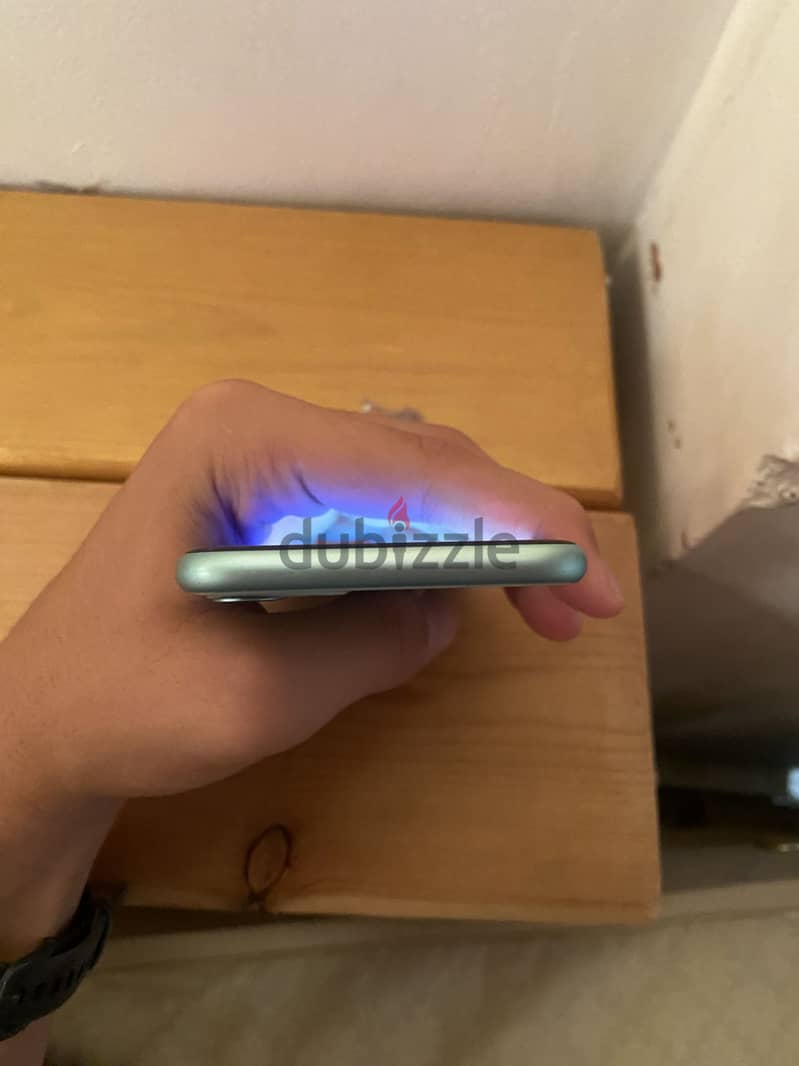 Apple - iPhone 11 10