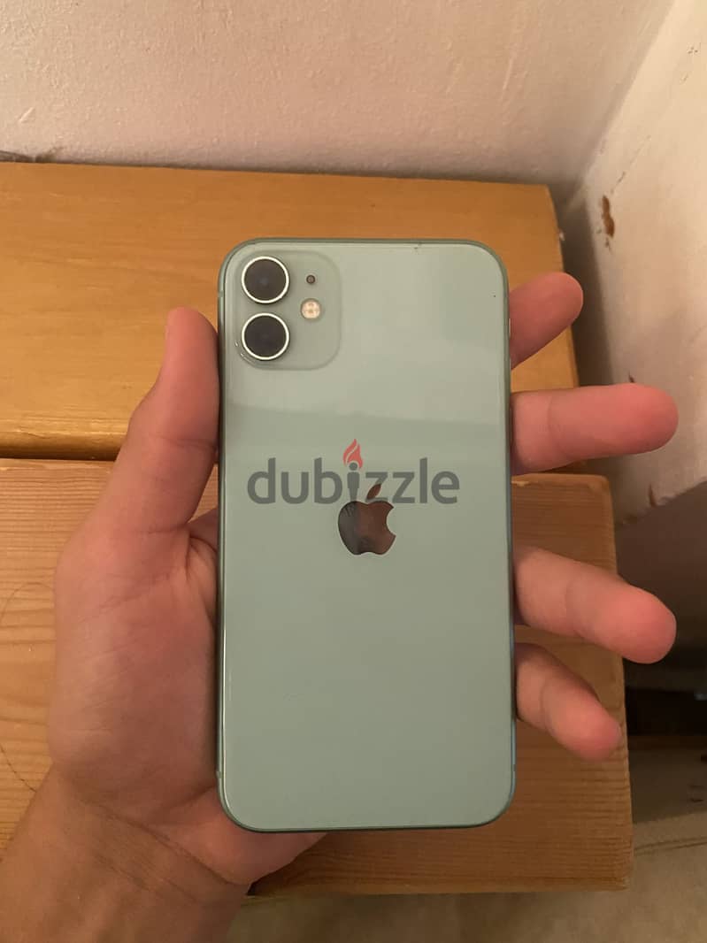 Apple - iPhone 11 11