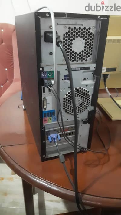 HP Z240 Work Station
