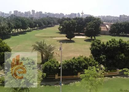 Furnished apartment in Sporting 140 m / on the club with air conditioning