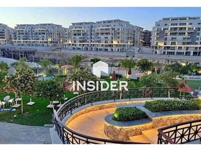 بيتش هاوس "Beach House" في  "ماونتن فيو آي سيتي" (Mountain View iCity) يطل على البحيرة (Lagoon)