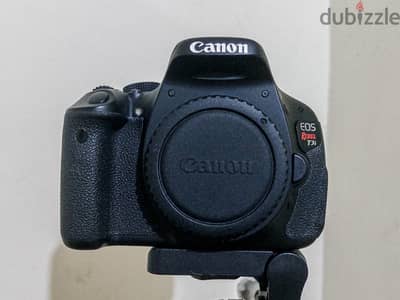 Canon  600D. كاميرا