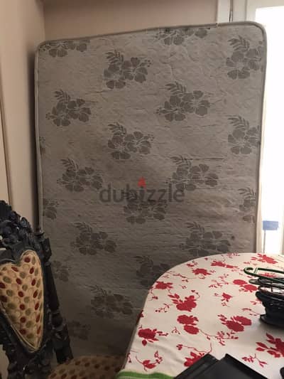 مرتبة سوست حالة كويسة مقاس 120 في 200
