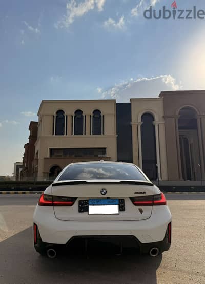 BMW 330i 2024 like new