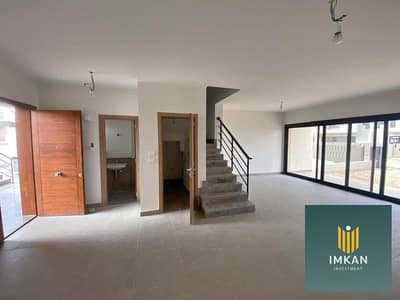 Duplex for sale, ready for immediate occupancy, fully finished, with a significant discount and 10-year installments in Stoda Compound, just minutes f