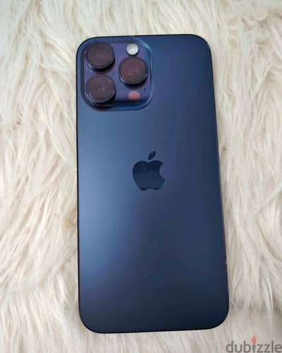 آبل - آيفون 15 برو