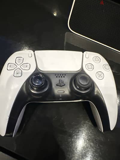 Ps5 controler used slightly