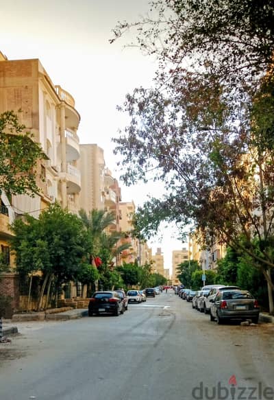 شقة بحري ١٤٥م٢ أول سكن فيو مفتوح دور رابع ٣ غرف ٢ حمام
