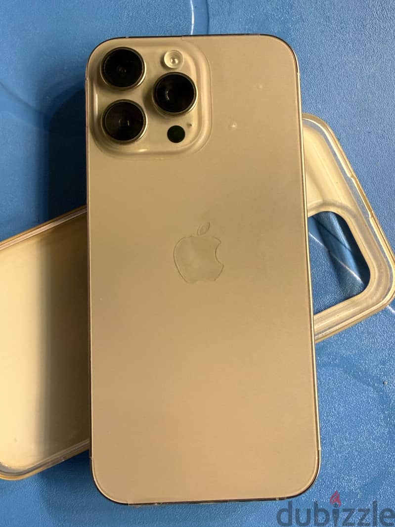 Apple - iPhone 16 Pro Max 2