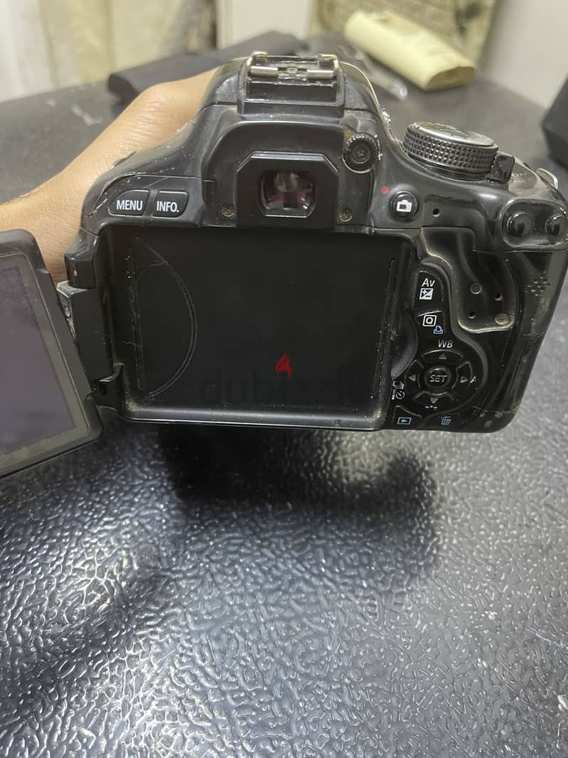 Canon EOS 600D 3