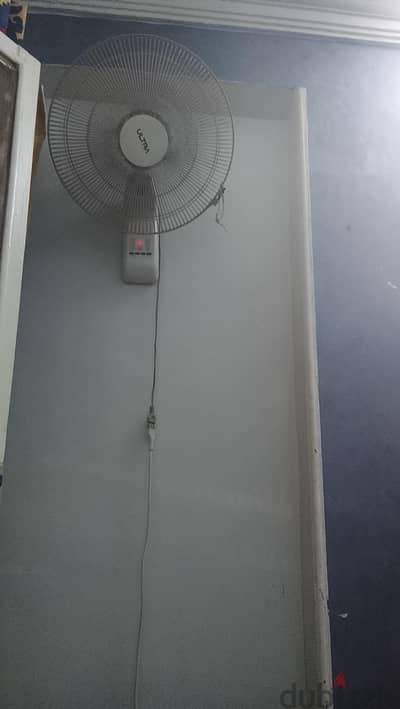 مروحه حائط