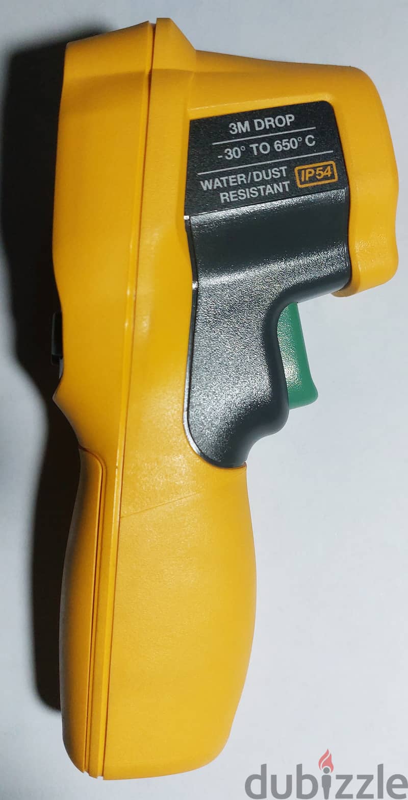Fluke 62 MAX Plus Infrared (IR) Thermometer 2