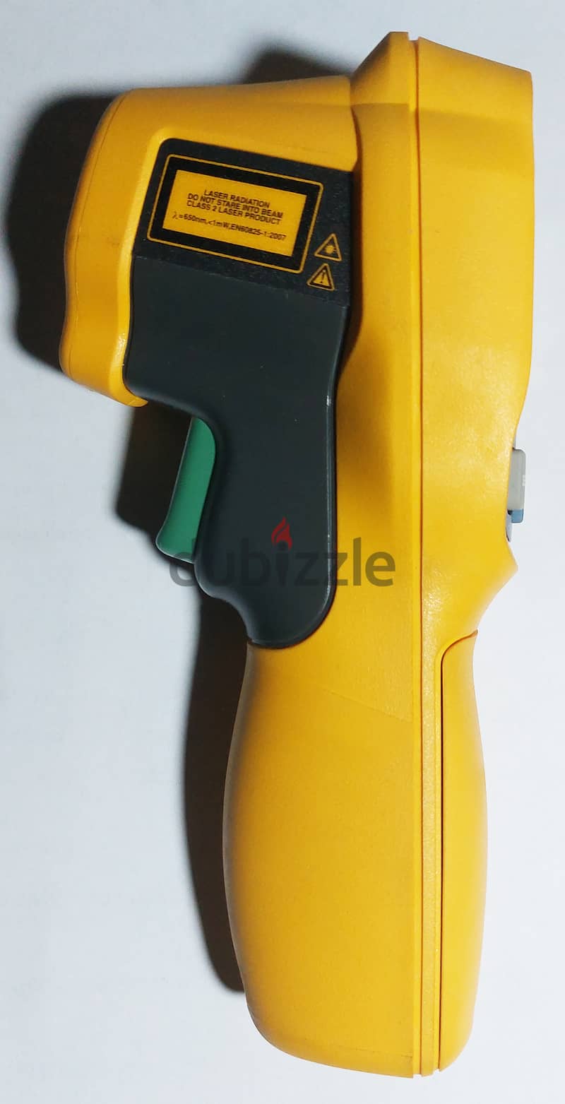 Fluke 62 MAX Plus Infrared (IR) Thermometer 3