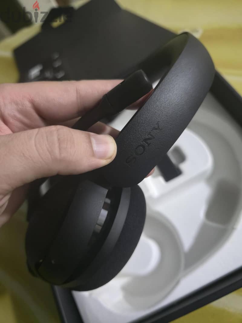 Sony Inzone H5 Gaming Headset 1