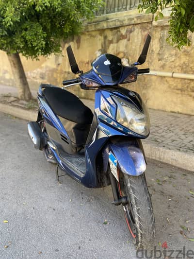 Sym SR