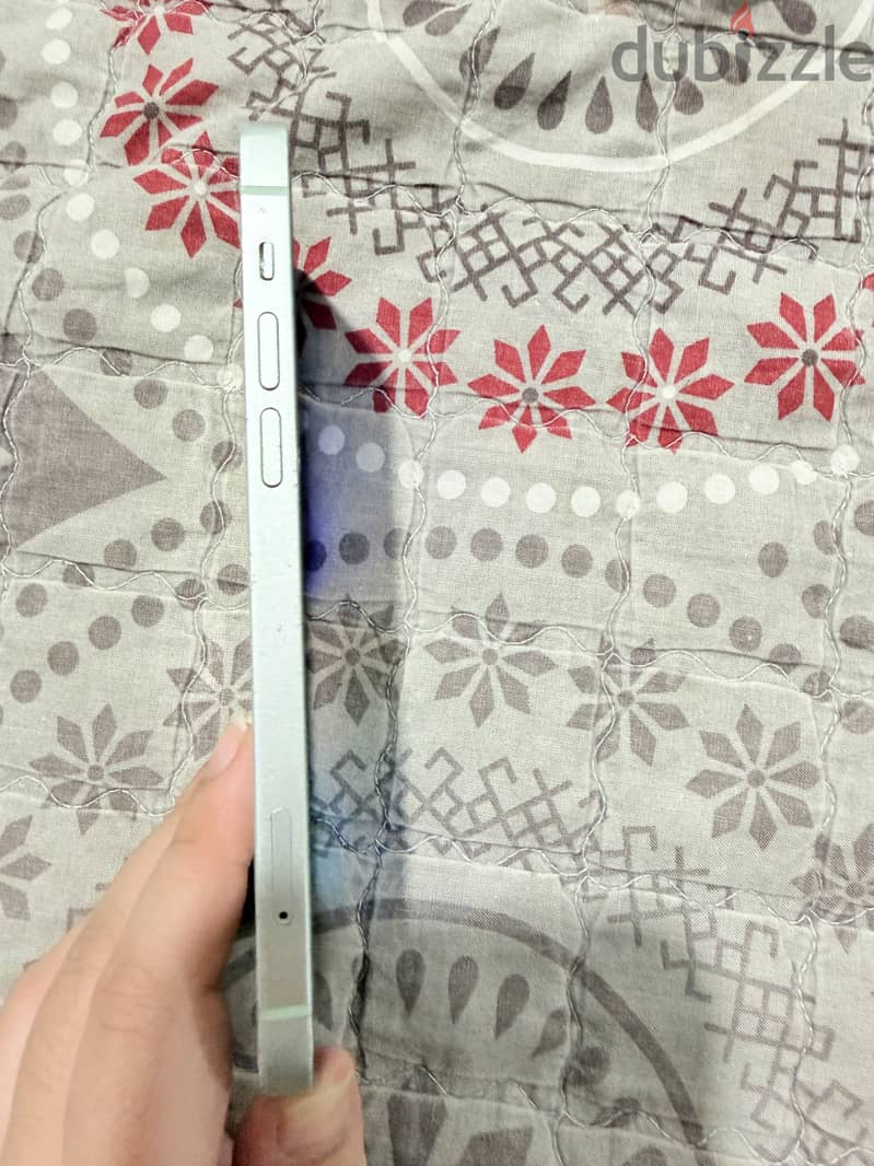 Apple - iPhone 11 3