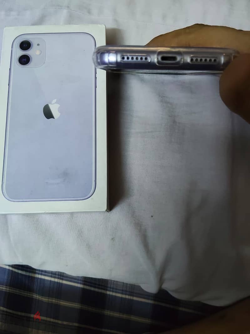 Apple - iPhone 11 1