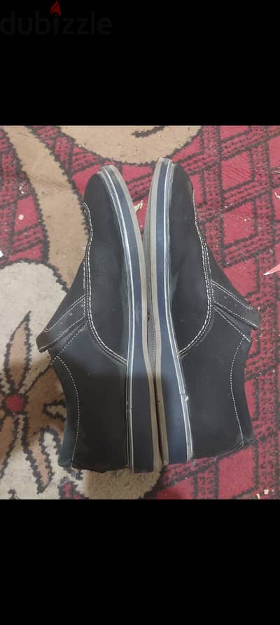 حذاء بحالة ممتازة