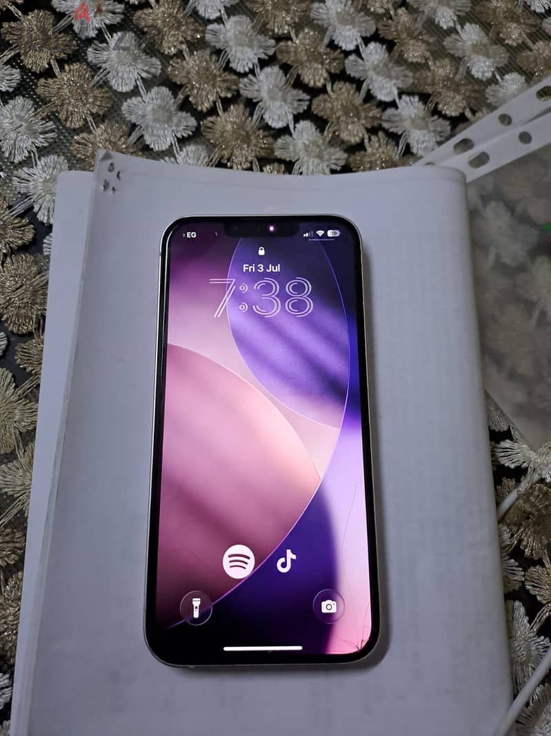 Apple - iPhone 13 2