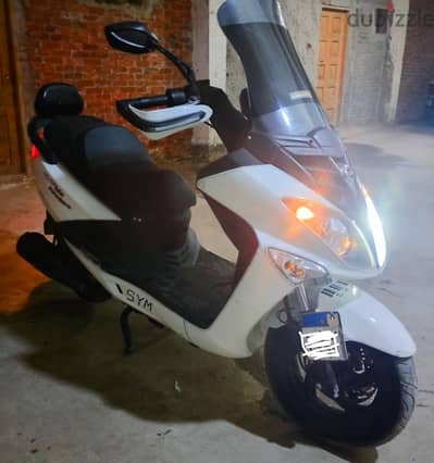 Scooter SYM joyride 200i Evo 2017 like new 15500km