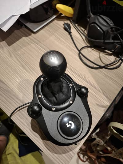 logitech shifter زي الجديد