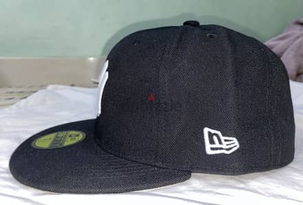 New Era black New York Yankees cap