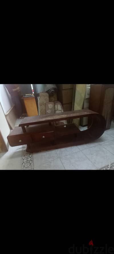 2 ترابيزه شاشه تلفزيون
