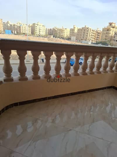 Apartment for rent suitable for newlyweds, high-end finishing, 4 rooms, excellent location, and great price