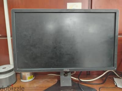 8 شاشات 24 بوصة