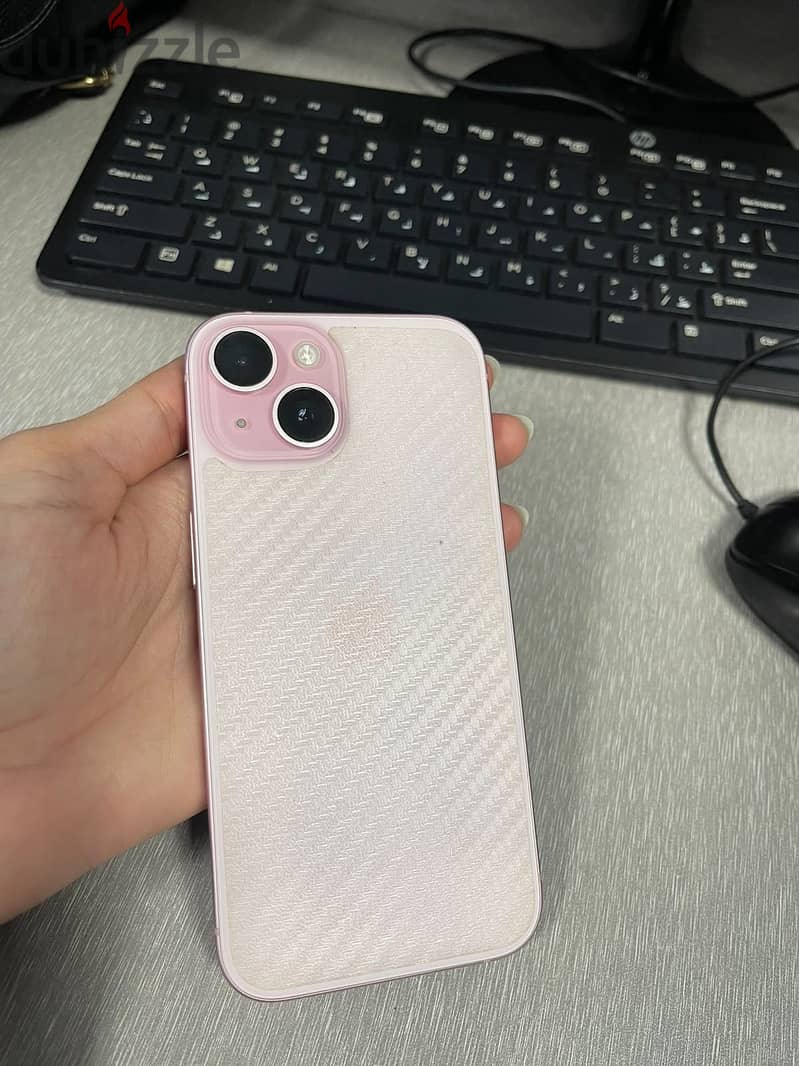 iPhone 15 3