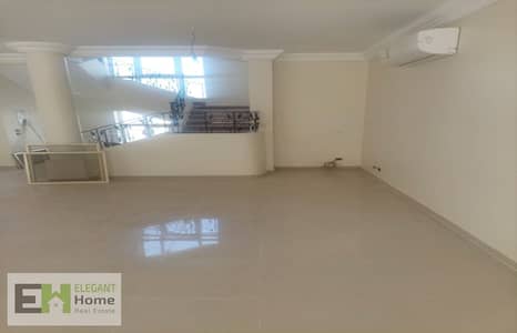 Twin house in Fountain Park with kitchen and Acs