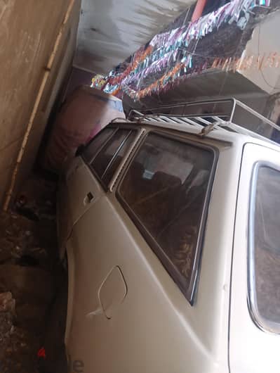 سيارة بيجو للبيع 7راكب
