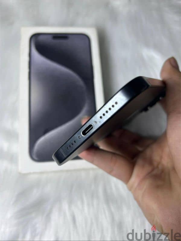 IPhone 15 pro max 92% 6