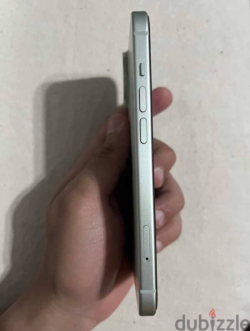 Apple - iPhone 15 1