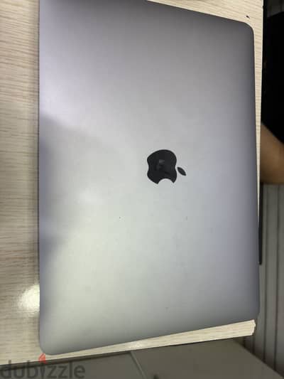 Mac book pro 13 inch 2018