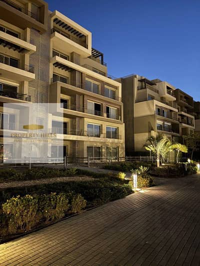 شقة بخصم مميز في بالم هيلز التجمع  بجاردن بفيو مميز علي لاجون متشطبة بالكامل للبيع palm hills new cairo