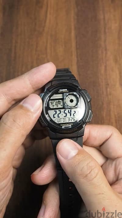 ساعة كاسيو أصلية ديجيتال Casio AE-1000W بحالة ممتازة للبيع