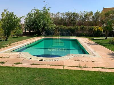 Furnished villa with pool for rent in compound October hills 2