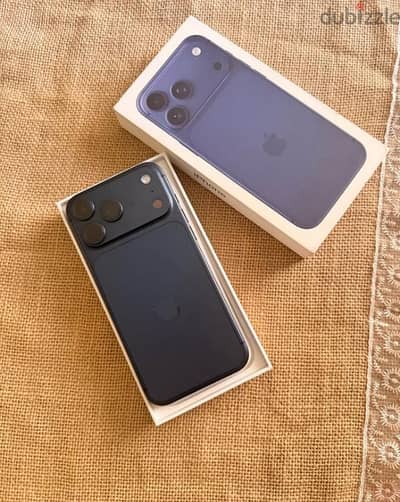 آبل - آيفون 17 برو ماكس