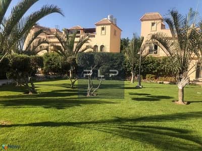Twin house at the old price, ready to move in. Prime location within Villino Compound, New Cairo, opposite Al Rehab.