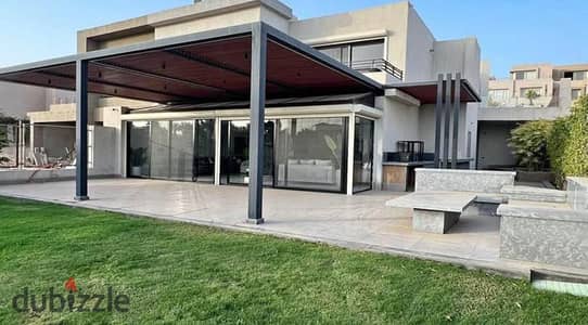 فيلاا 5غرف استلام فوري في كمبوند جولف فيوز