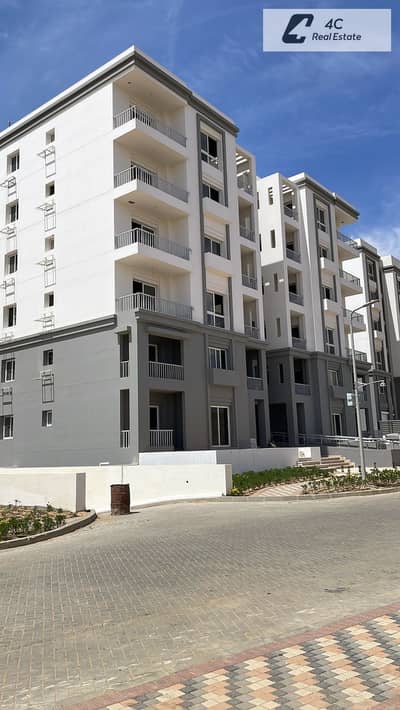Luxury Ready To Move Apartment For Sale In Hyde Park New Cairo | Prime Location | Landscape View | 185 sqm In Fifth Settlement
