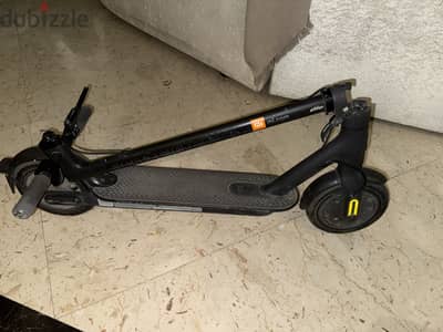 Xiaomi electric scooter essential