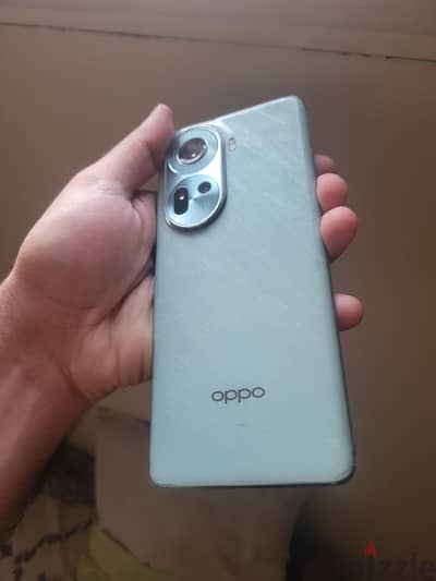 OPPO Reno 11 5G لقطة